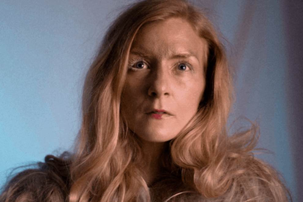 ionnalee iamamiwhoami some body