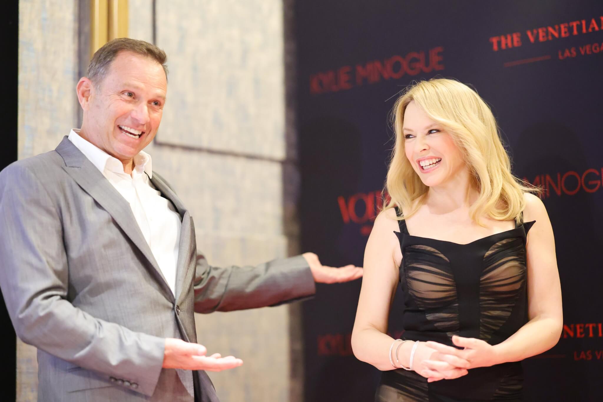 Kylie Minogue Announces First-Ever Las Vegas Residency, To Kick Off This  Fall